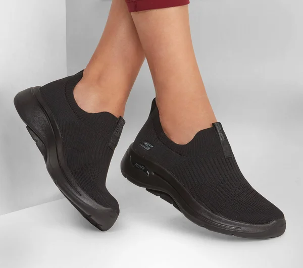 Women's Skechers GOwalk Arch Fit Iconic Slip-On - Size: 10.5, Black