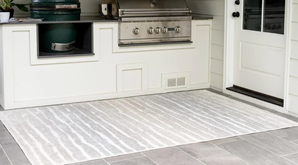 Sabrina Soto Ola Outdoor Rug (5& x 8& - Grey/Beige), Gray, Unique Loom