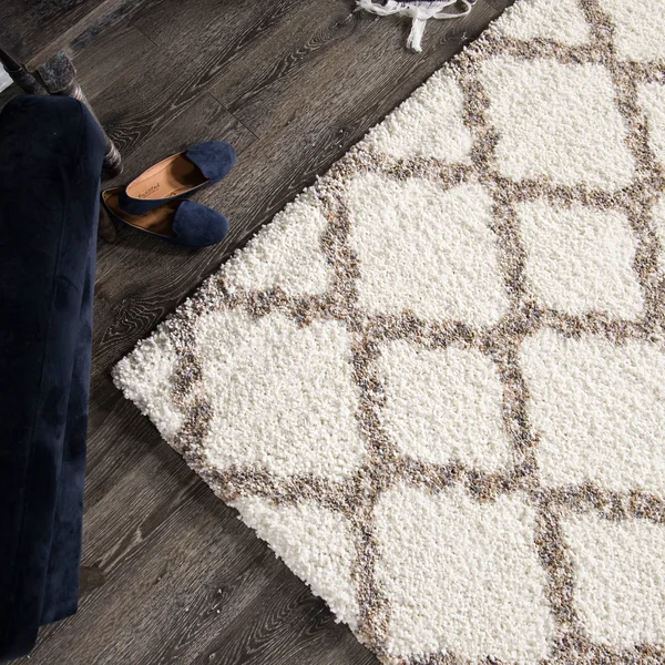 Palmetto Living Cotton Tail Belmar 5&3x22 x 7&6x22 Area Rug - White