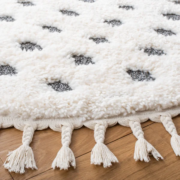 Safavieh Moroccan Tassel Shag Rug Collection MTS690A - Ivory, Grey - 4' x 6'