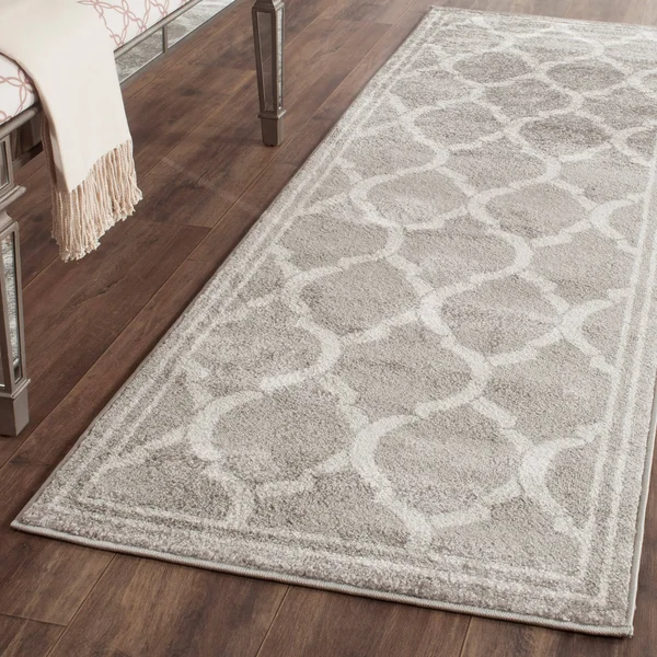 Safavieh Amherst Light Grey & Ivory 2&-3x22 x 9& Rug