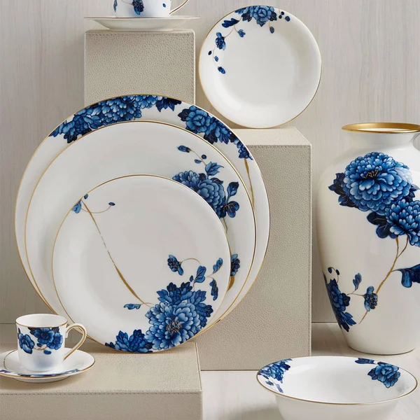 Prouna Emperor Flower Dinner Plate