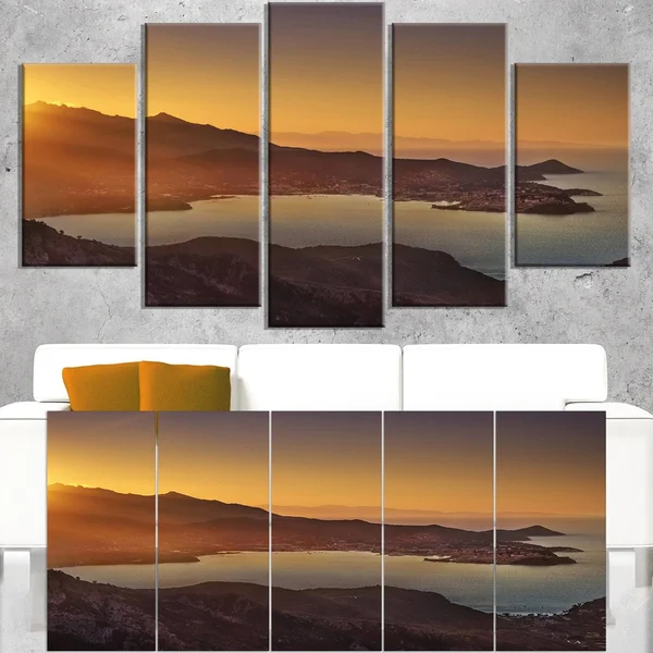 Design Art Portoferraio Bay Beach Aerial View - Extra Large Seashore Canvas Art - 60 in. Wide x 32 in. High - 5 Panels Diamond Sh