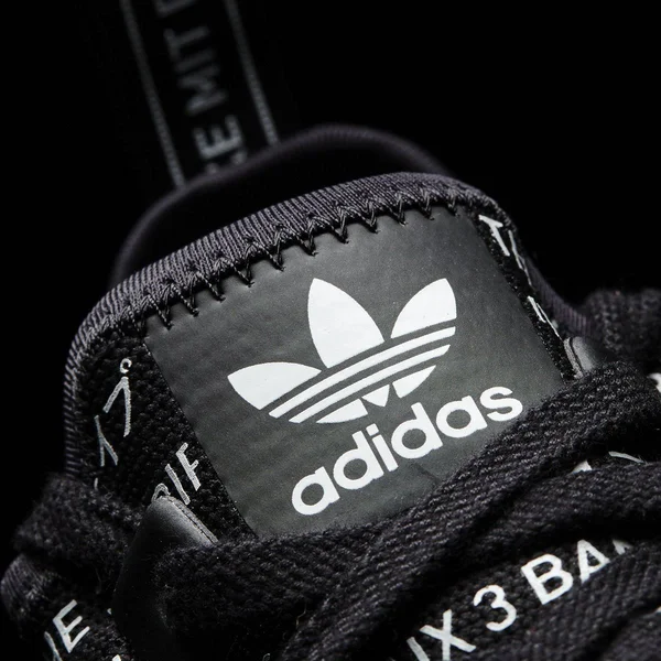 Adidas NMD R1 - 8 Shoes