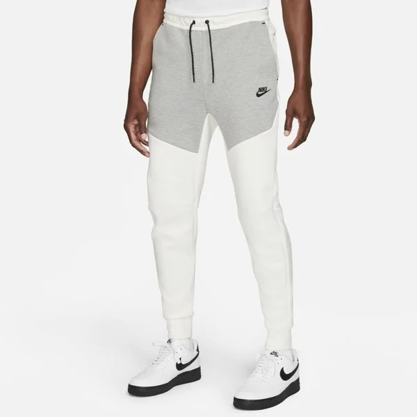 Nike Tech Fleece Taped Jogger Pants in White/Sail Size Small - Cotton/Polyester/Fleece