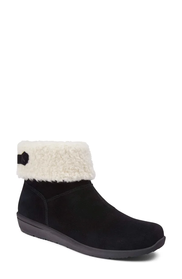 Women's Vionic Ruth Ankle Bootie, Adult, Size: 11, Wheat Suede