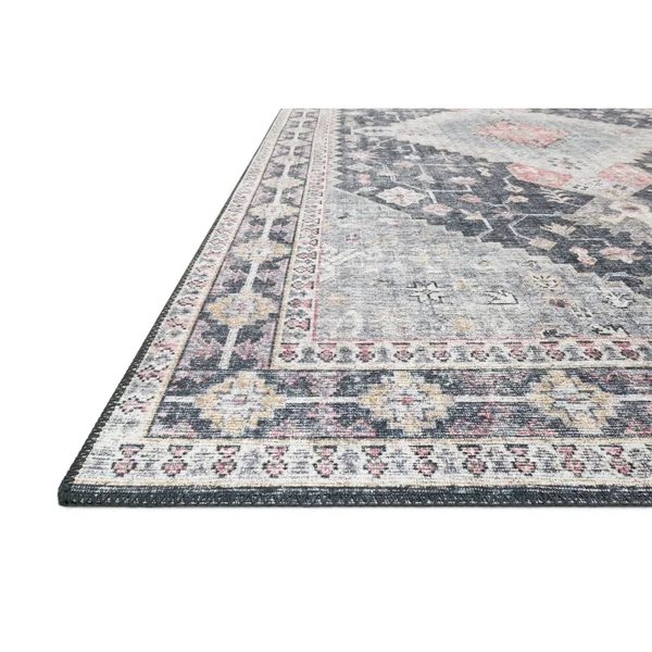 Alexander Home Leanne Traditional Distressed Printed Area Rug - Adult Unisex, Size: 7&6 x 9&6, Red