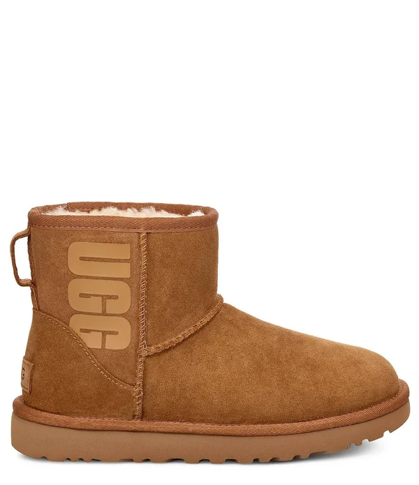 Ugg - Women's Classic Mini Rubber Logo Boots (Chestnut)