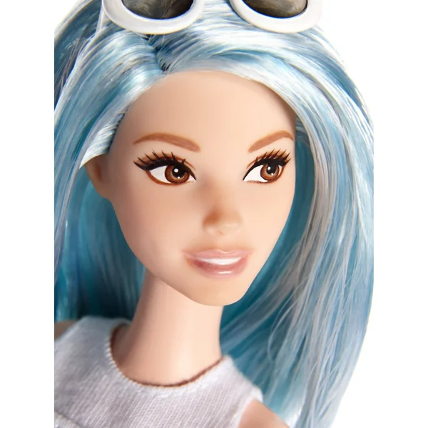 Barbie Fashionistas Doll - Blue Beauty