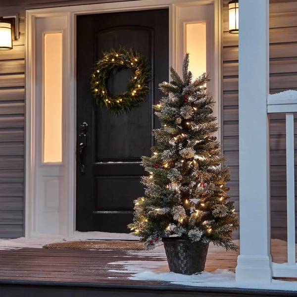 Noma 4-Foot Jackson Potted Christmas Tree, 80 Warm White LED Bulbs, 287 Pine Tips