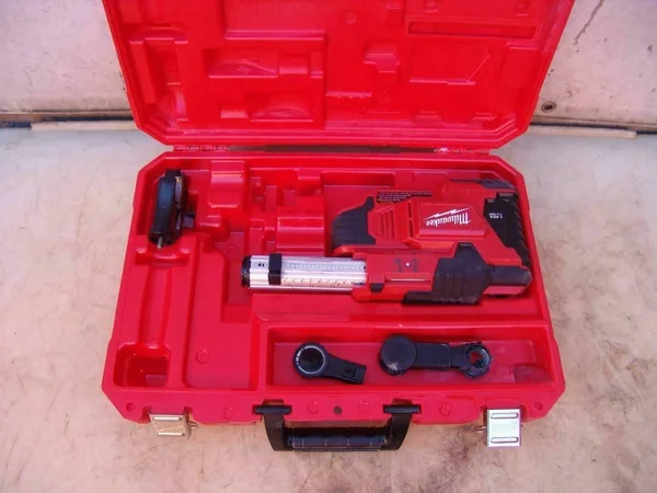 Milwaukee 2306-20 12V Cordless HAMMERVAC Universal Dust Extractor M12 #5