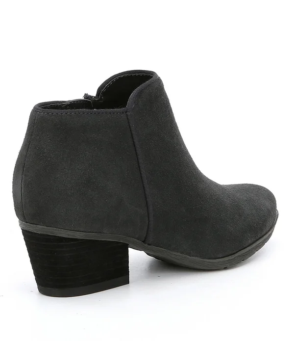 Blondo Women's Villa Waterproof Black Suede