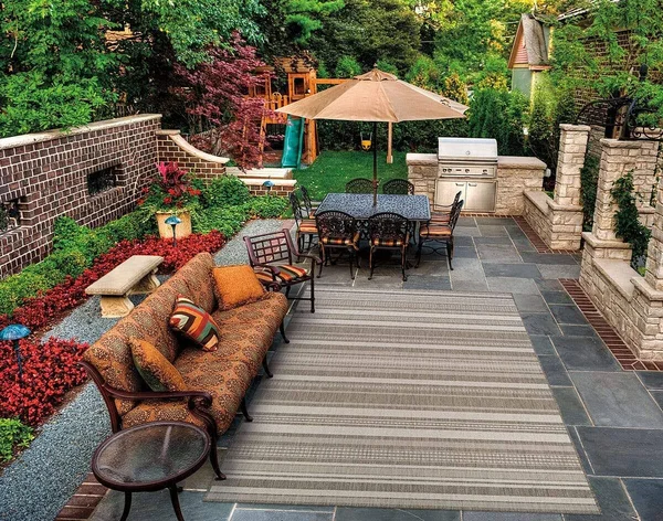 Couristan Recife Gazebo Stripe Champ/Taupe Area Rug - 7&6x22 x 7&6x22 Square