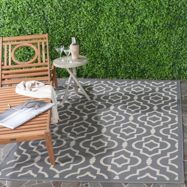 Safavieh Courtyard Red & Bone 4& x 5&-7x22 Indoor/Outdoor Rug