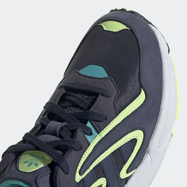 Adidas Originals Yung-96 Chasm in Navy