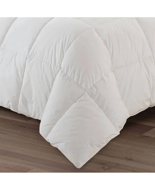 AC Pacific Luxury Goose Down Medium Warmth Comforter, Queen - Medium bei