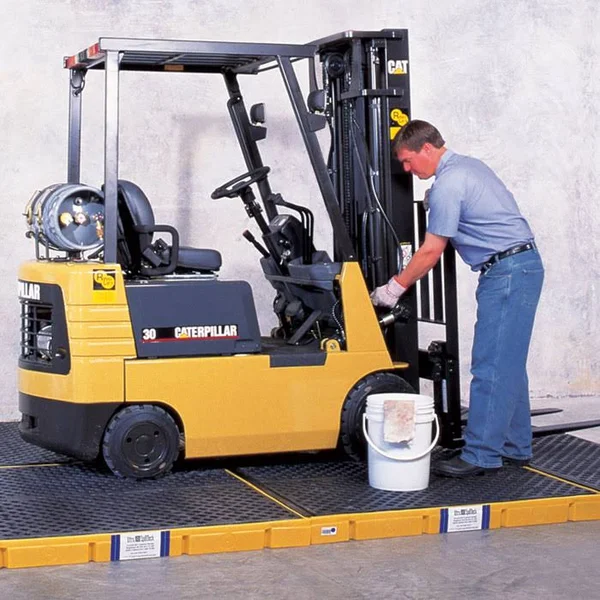 UltraTech 2223 Spill Deck Plus P4