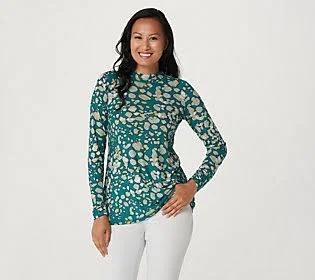 Logo Layer by Lori Goldstein Long SleevePrinted Top - Size 1X, Emerald Green