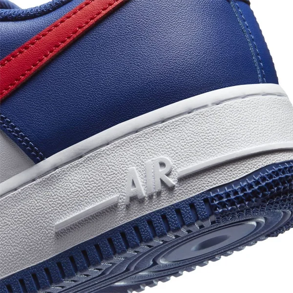 Nike Air Force 1 07 Shoes - Size 7.5