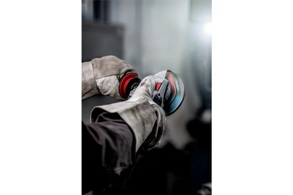 Metabo 4.5x22 Angle Grinder - 10, 500 RPM - 8.5 Amp w/Lock-on
