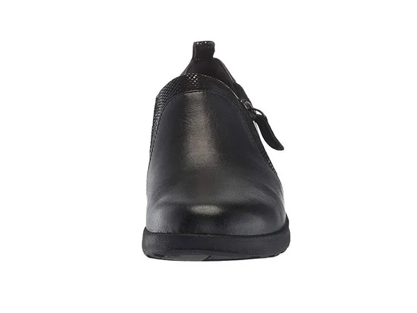 Clarks Women's Un Adorn Zip Slip-On, Size: 5.5, Black