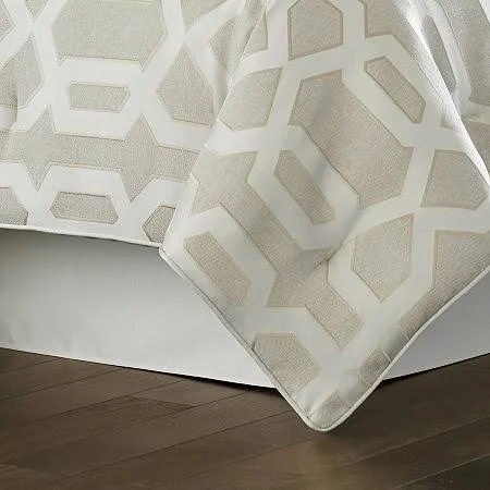 J. Queen New York Kingsgate Queen Comforter Set Beige