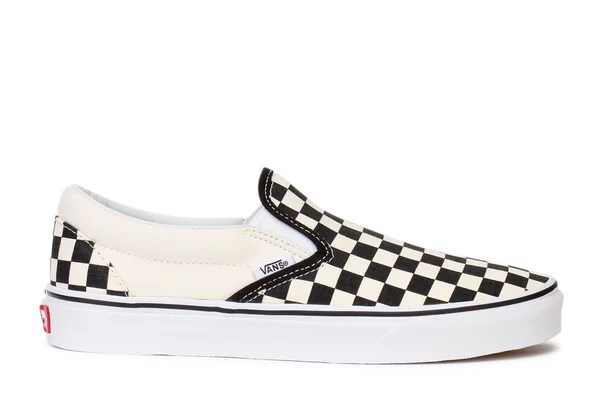 Vans Classic Slip-On Sneaker - Checkerboard, 7.5M, 9W
