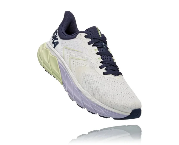 Hoka Women's Arahi 5 Road Running Shoes in Blanc De Blanc/Outer Space, Size 5