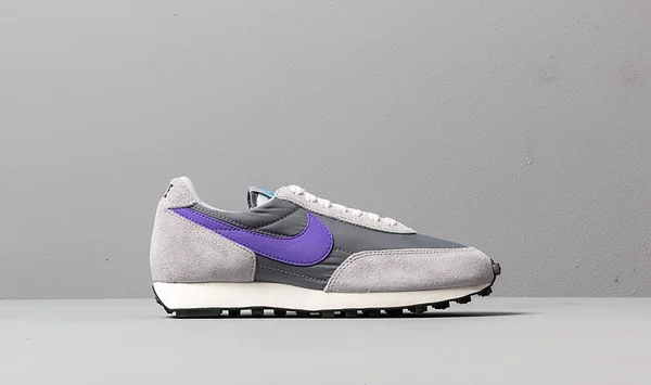 Nike Daybreak SP Men's Shoe, Size 13