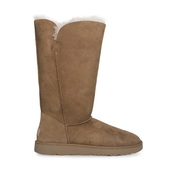 Ugg Women's Classic Cuff Tall Boot