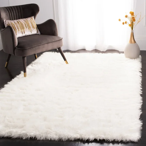 Safavieh Faux Sheep Skin FSS235A Ivory Rug 2&6x22 x 6&