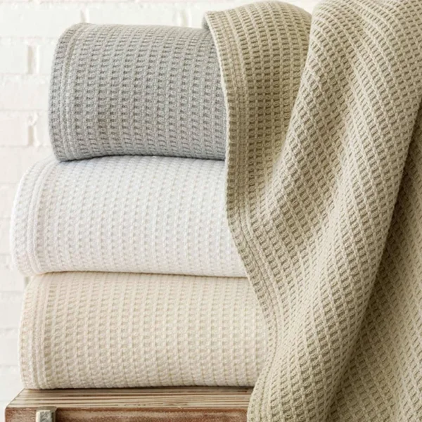 Peacock Alley Riviera Blanket - King, Pearl