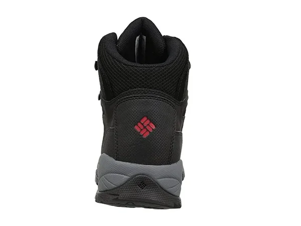 Columbia Newton Ridge Plus 7.5 Women's Black