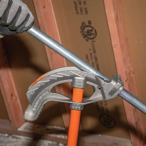 Klein Tools 51604 - Iron Conduit Bender 3/4-Inch EMT with Angle Setter