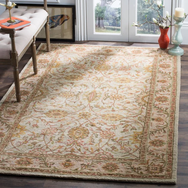 Safavieh Antiquities AT17A Area Rug - Ivory/Light Green - Size: 3 x 5 ft.