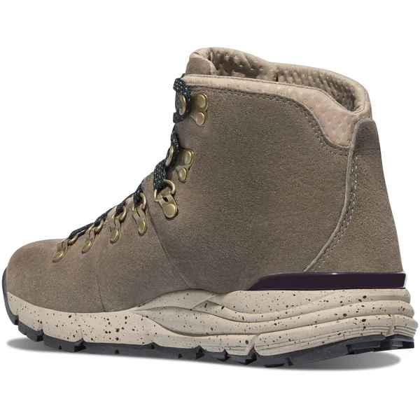 Women's Danner Mountain 600 4.5 inch Hiking Boot, Green