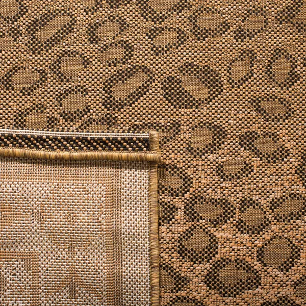 5&3x22 x 7&7x22 Rectangular Area Rug, Green, Safavieh