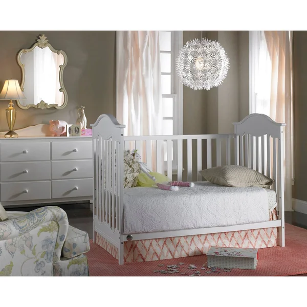 Fisher-price Charlotte 3-in-1 Convertible Crib Snow White