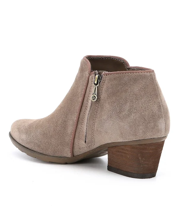 Blondo Women's Villa Waterproof Black Suede