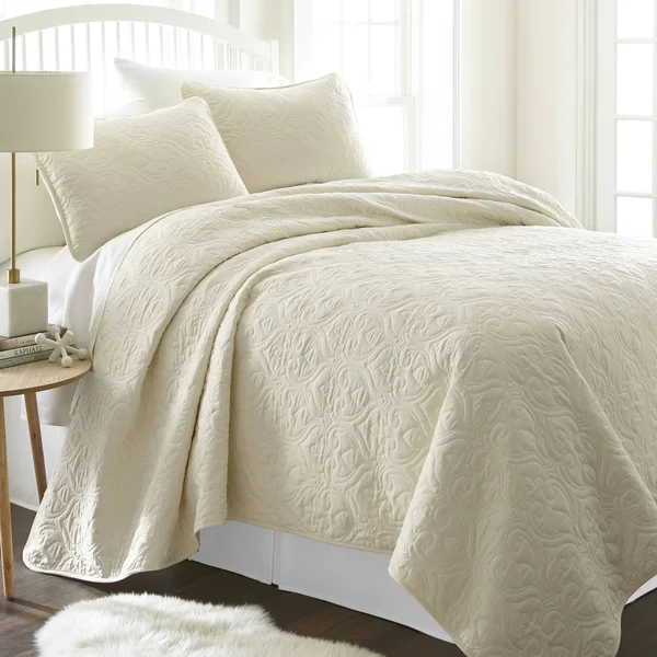 Home Collection 3 Piece Quilted Coverlet Set - Damask, Full/Queen, NAV