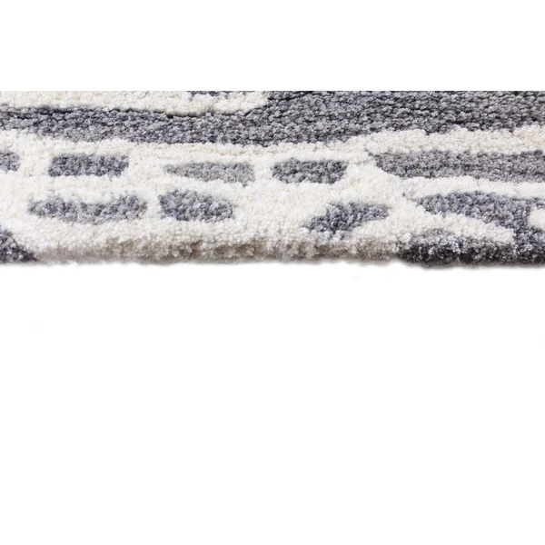 Bashian Greenwich HG359 Area Rug, 3&9x22 x 5&9x22 - Silver