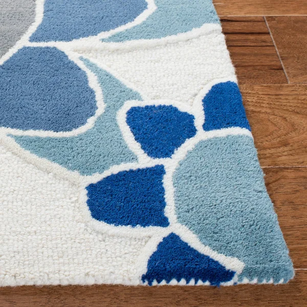 Safavieh Handmade Kids Miens Floral Wool Rug - 4& x 6& - Ivory/Pink