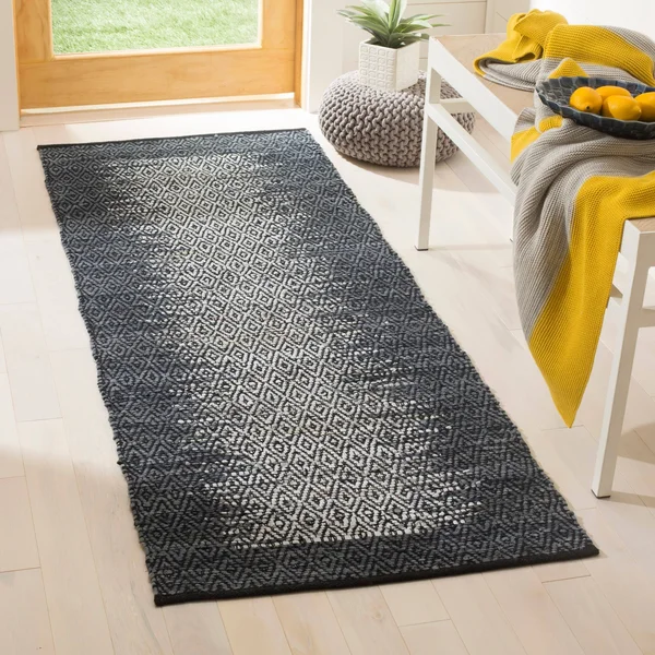 Safavieh Vintage Leather VTL387B 6&0x22 x 6&0x22 Round Light Grey - Charcoal Area Rug