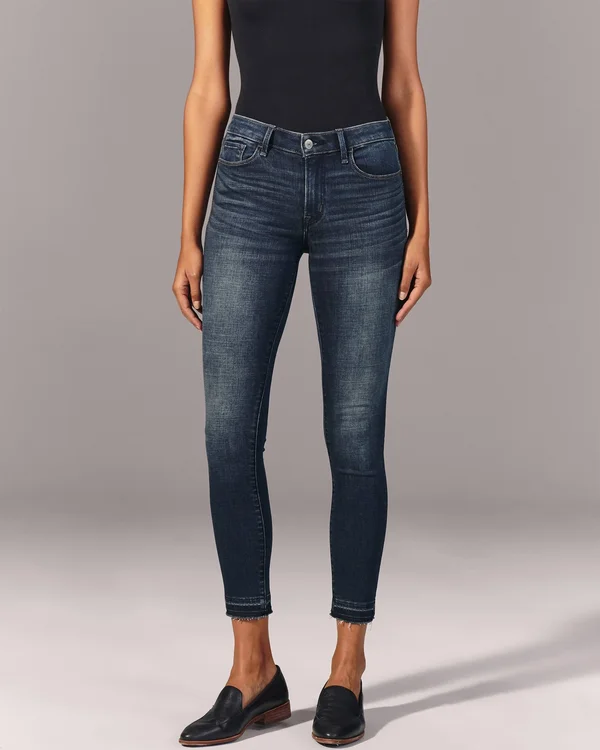 Abercrombie & Fitch Women's Mid Rise Super Skinny Ankle Jeans in Dark Wash with Let Down Hem - Size 28