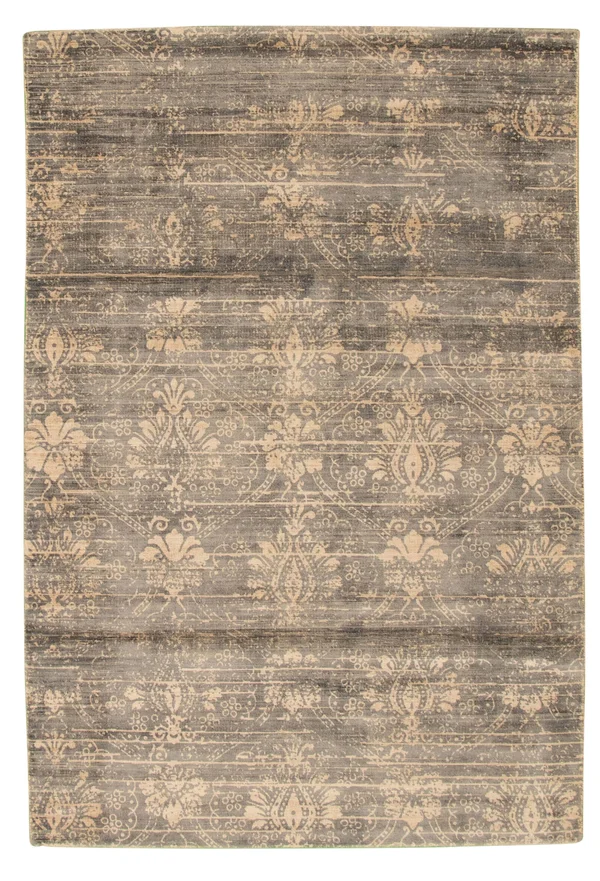 Hand Loomed Galleria Dark Grey Viscose Rug 5&0x22 x 7&4x22