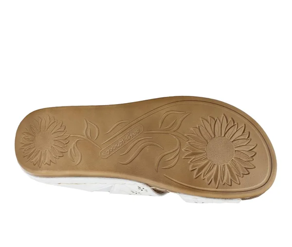 Easy Street Cash Women's Sandals - Size: 5.5, White