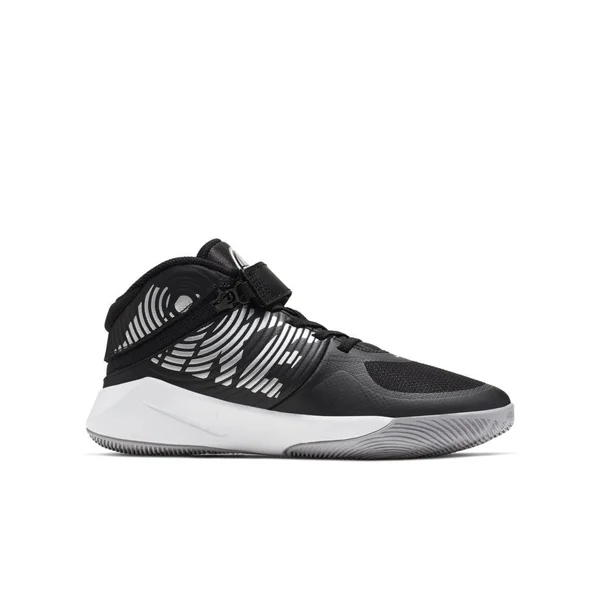 Nike Team Hustle D 9 FlyEase Big Kids& Basketball Shoe