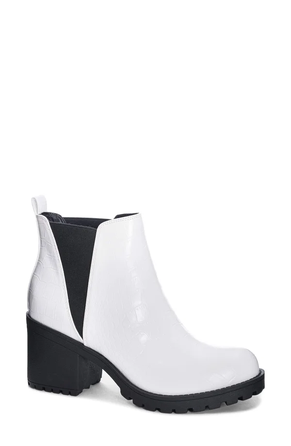 Women's Dirty Laundry Lisbon Chelsea Boot - 5.5 M - Black