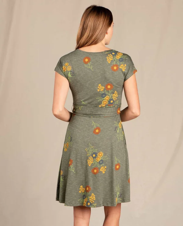 Cue Wrap Short Sleeve Dress - Auburn Daisy Chain Print - S by Toadu0026Co