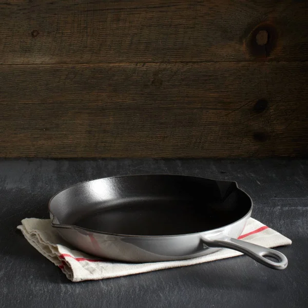 Staub Cast Iron Fry Pan, 10-in, Basil
